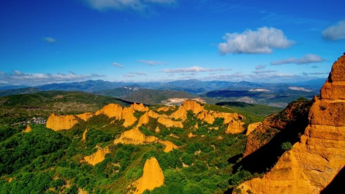 Las Médulas - one of the best attractions of Spain
